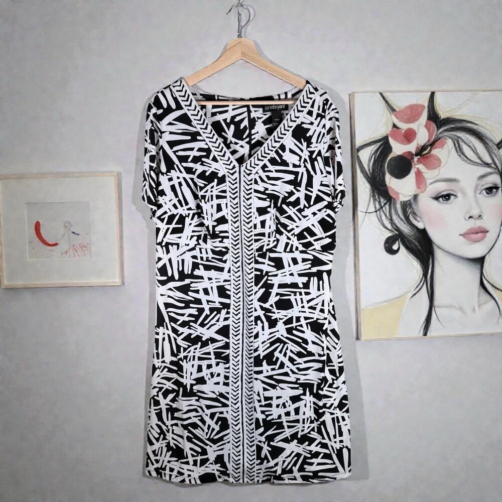 Lane Bryant Women's 18/20 Black & White Geometric A-Line S/S Knee Length Dress
